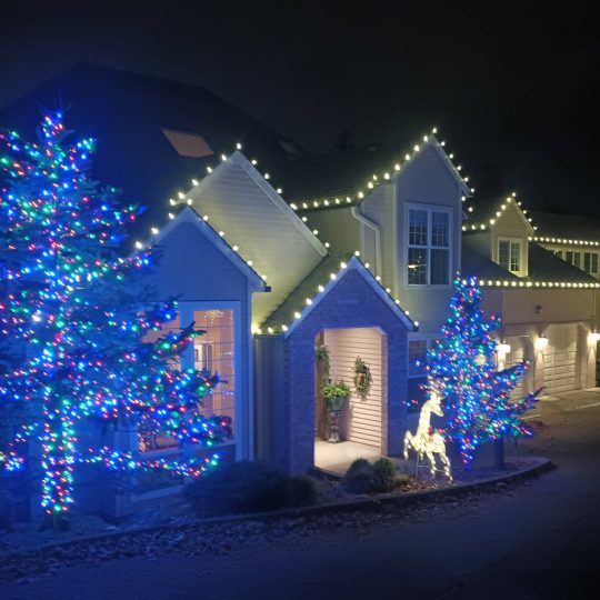 christmas-light-Installation-portland-oregon-house